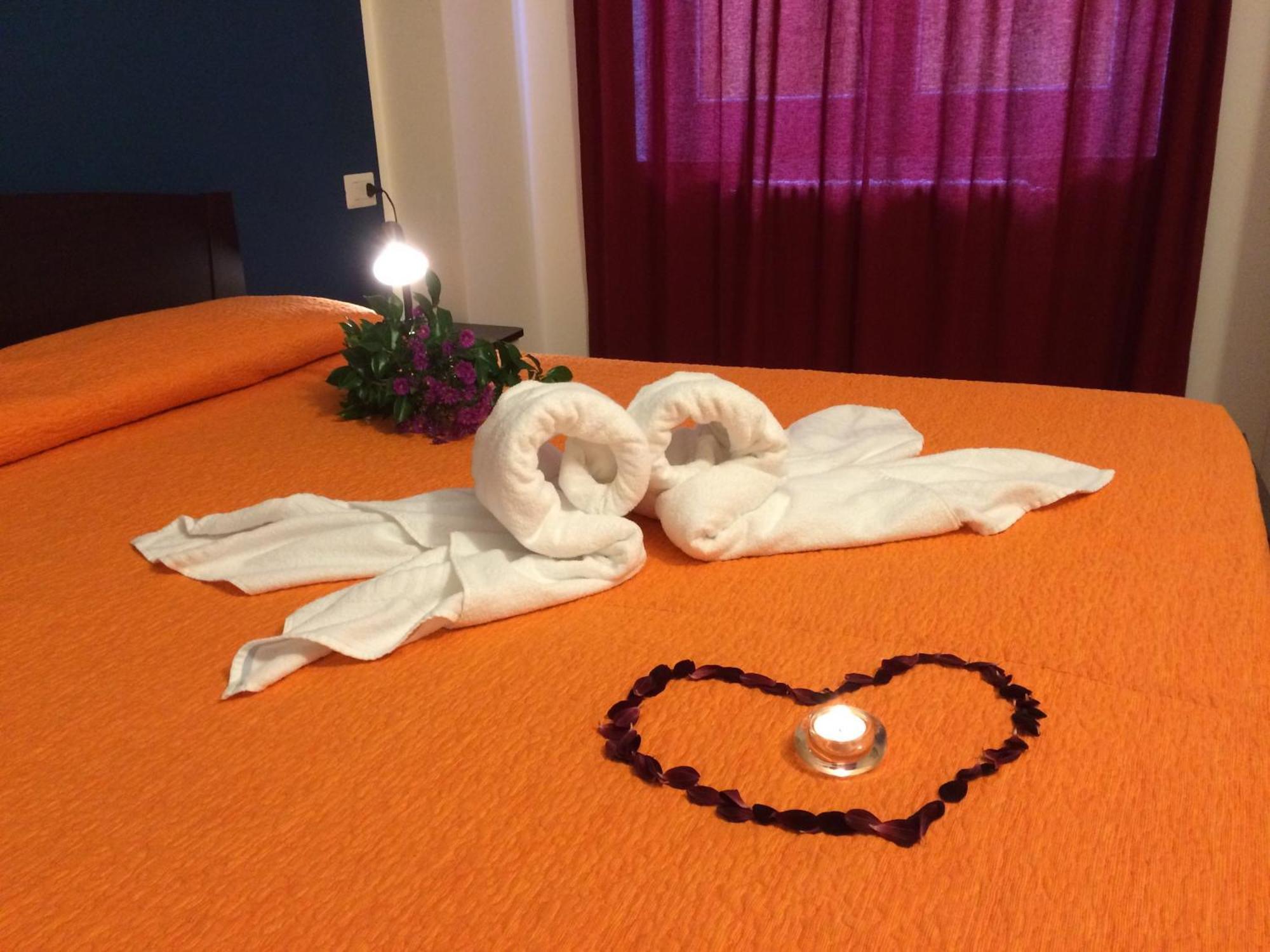 Residence Le Azalee & Spa Vercana Bilik gambar