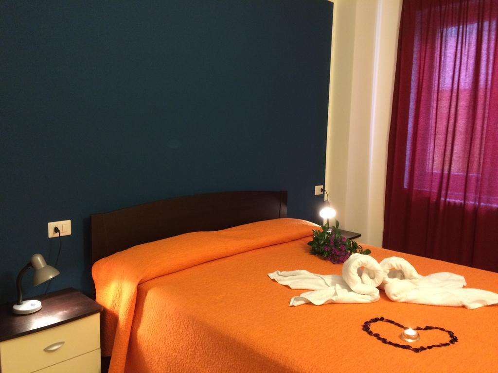 Residence Le Azalee & Spa Vercana Bilik gambar