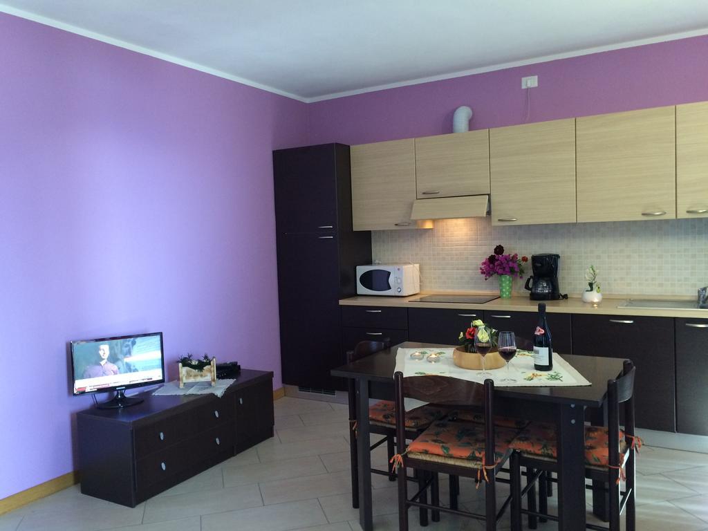 Residence Le Azalee & Spa Vercana Bilik gambar