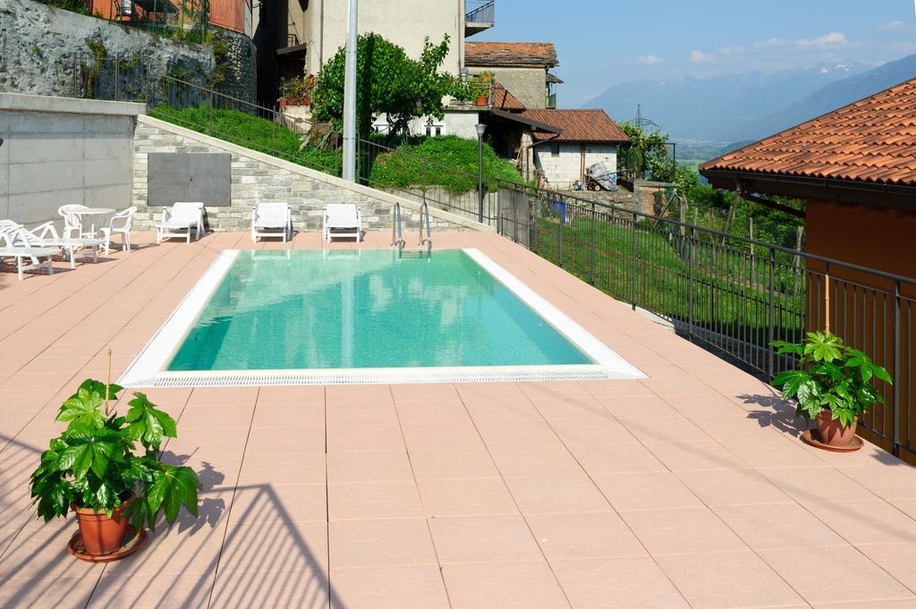 Residence Le Azalee & Spa Vercana Luaran gambar